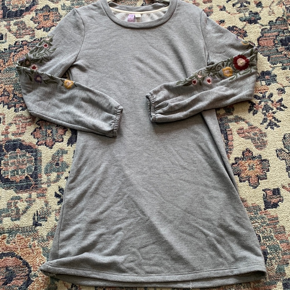Alya Long sleeve dress